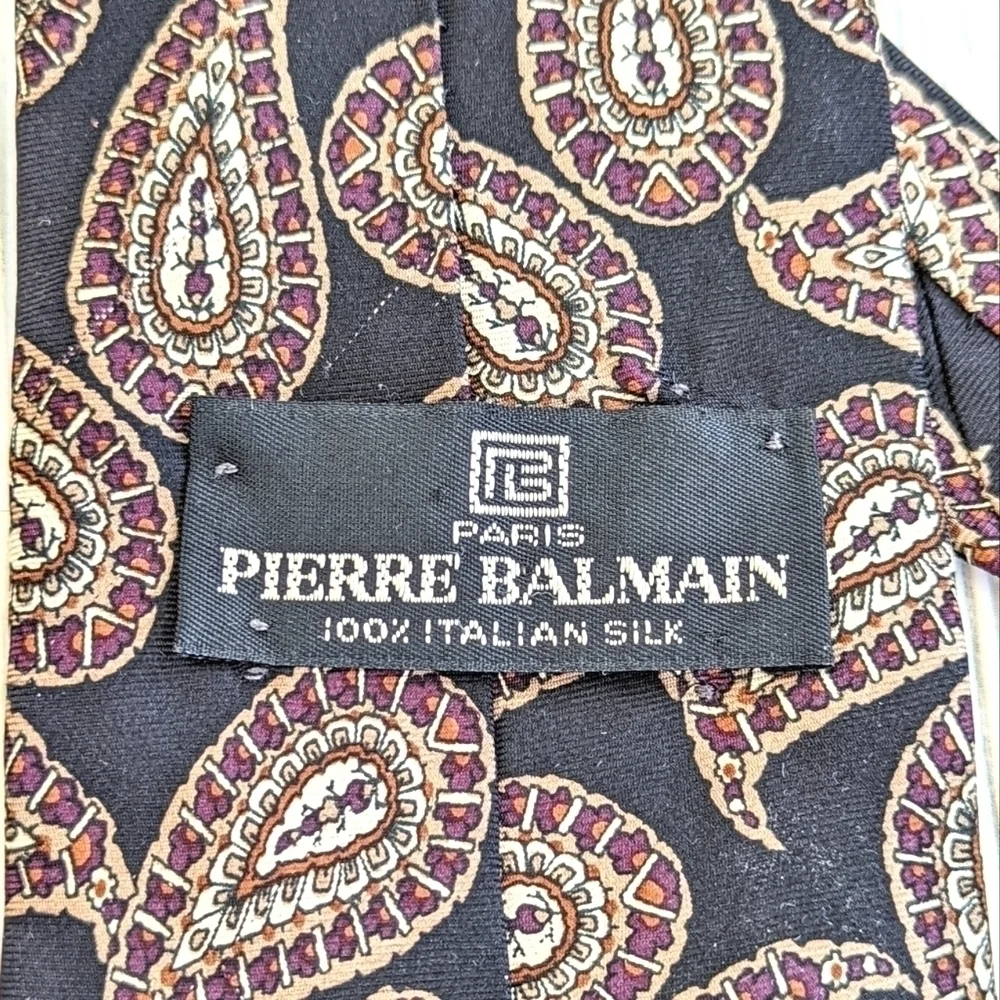 Balmain Vintage Italian Silk Paisley Luxury Necktie in Black and Cream